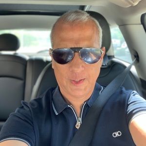 Meet your Posher, Javier